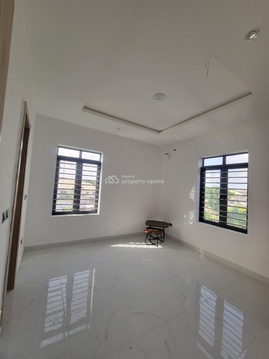 Executive 2bed Apartment at Lekki Scheme 2, Lekki Scheme 2 Abraham Adesanya Ajah, Ajah, Lagos, Flat / Apartment for Sale