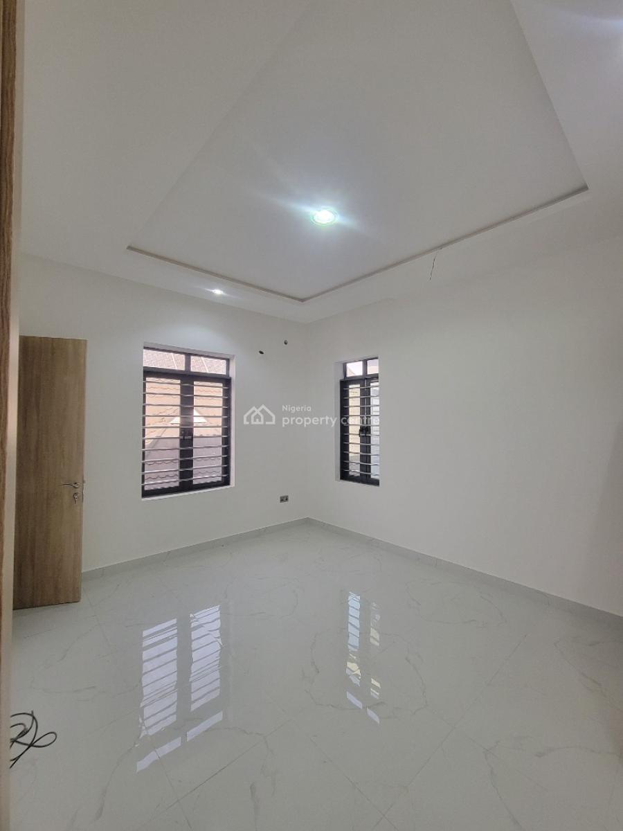 Executive 2bed Apartment at Lekki Scheme 2, Lekki Scheme 2 Abraham Adesanya Ajah, Ajah, Lagos, Flat / Apartment for Sale