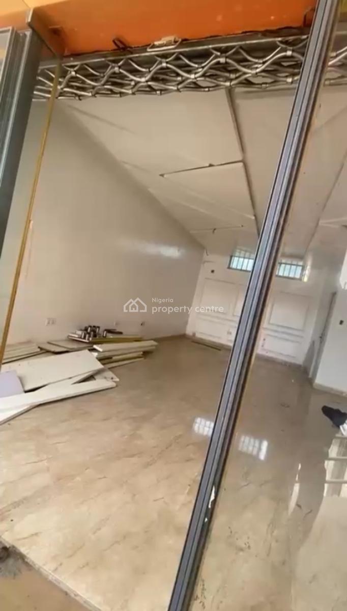 Strategic 35sqm Shop/office Space, Gwarinpa, Abuja, Plaza / Complex / Mall for Rent