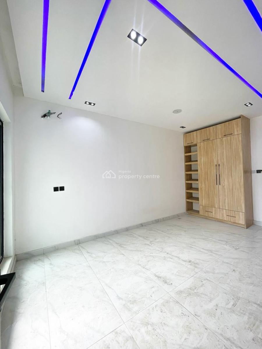 Luxury 2 Bedroom Apartment with Bq, Lekki, Lagos, Flat / Apartment for Sale