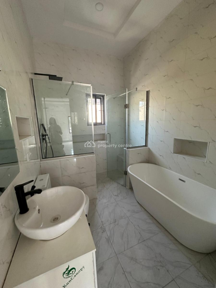 Newly Built 4 Bedroom Semi-detached House with a Room Bq, Victoria Island (vi), Lagos, Semi-detached Duplex for Sale