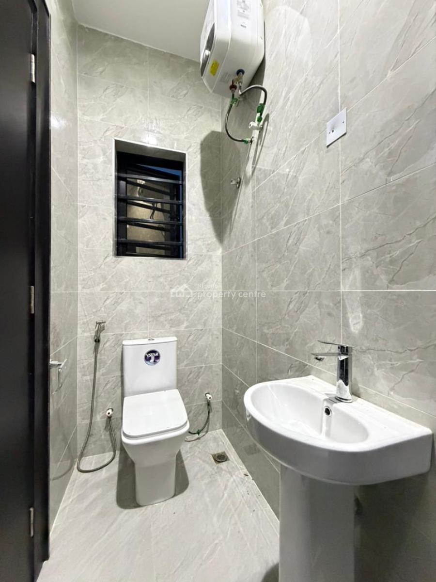 Luxury 5 Bedroom Duplex with Swimming Pool and Bq, Gra Phase 1, Magodo, Lagos, Detached Duplex for Sale