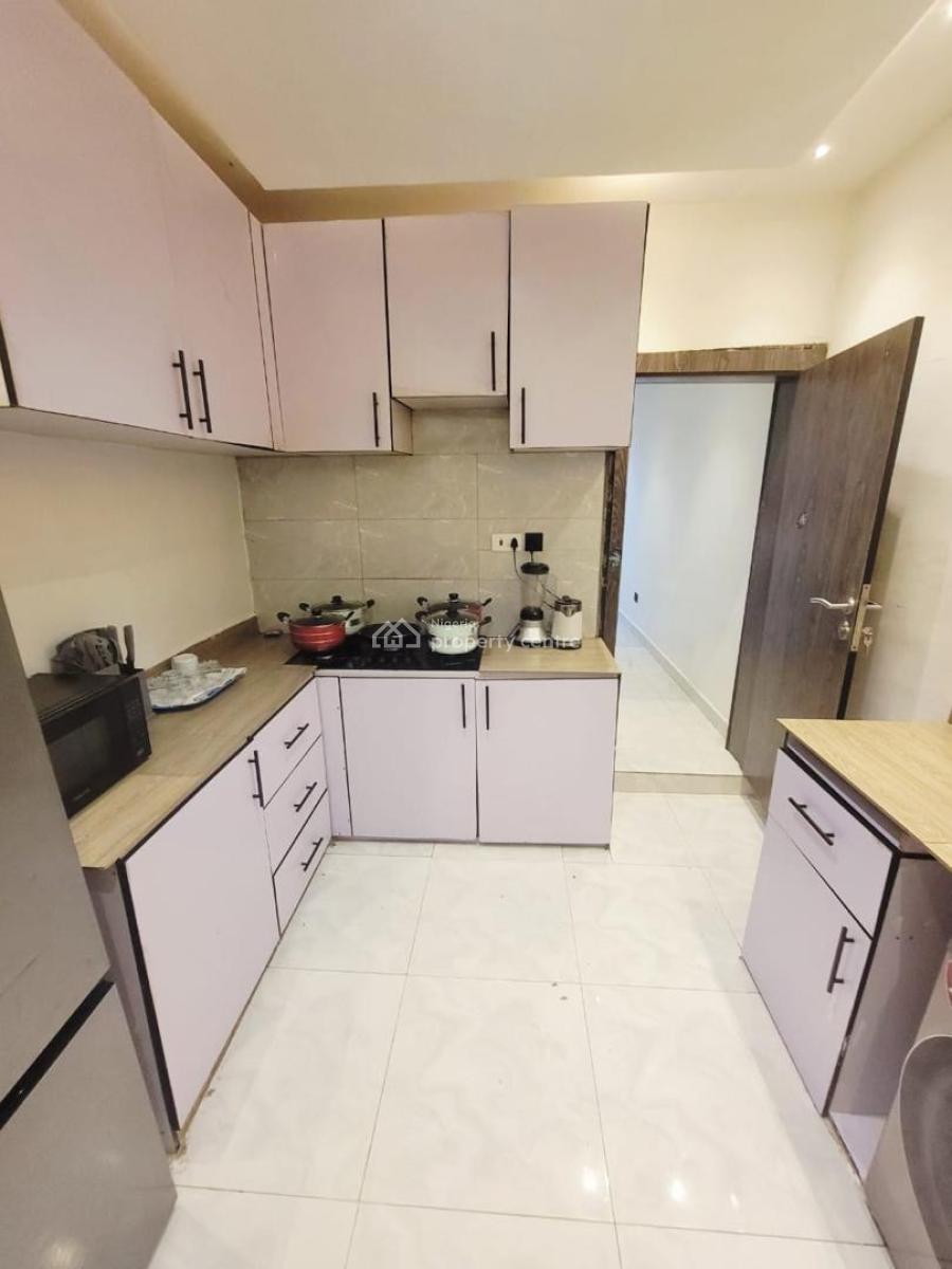 Fully Furnished 3 Bedroom Flat, 13 Gani Dabiri Estate , Lagos, Ikeja, Lagos, Flat / Apartment for Rent
