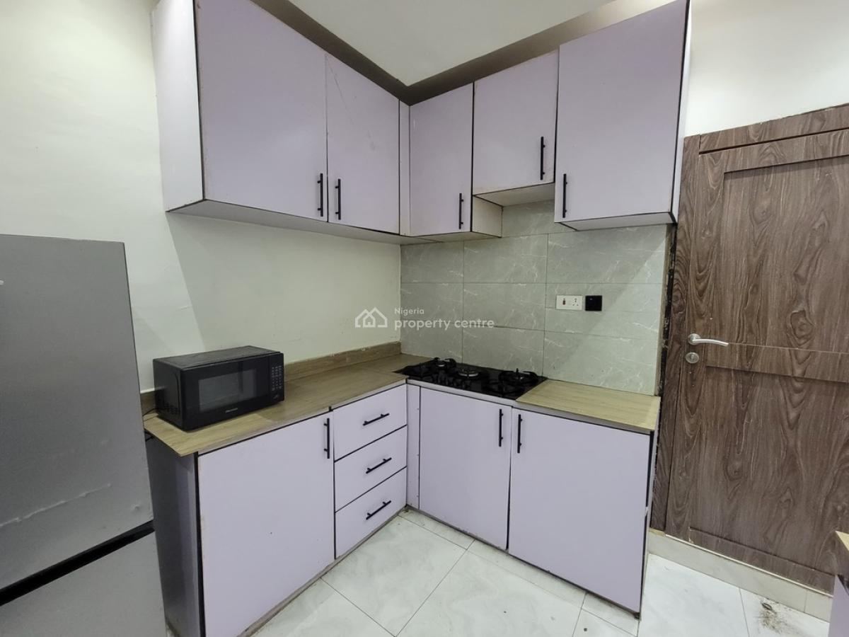 Fully Furnished 3 Bedroom Flat, 13 Gani Dabiri Estate , Lagos, Ikeja, Lagos, Flat / Apartment for Rent