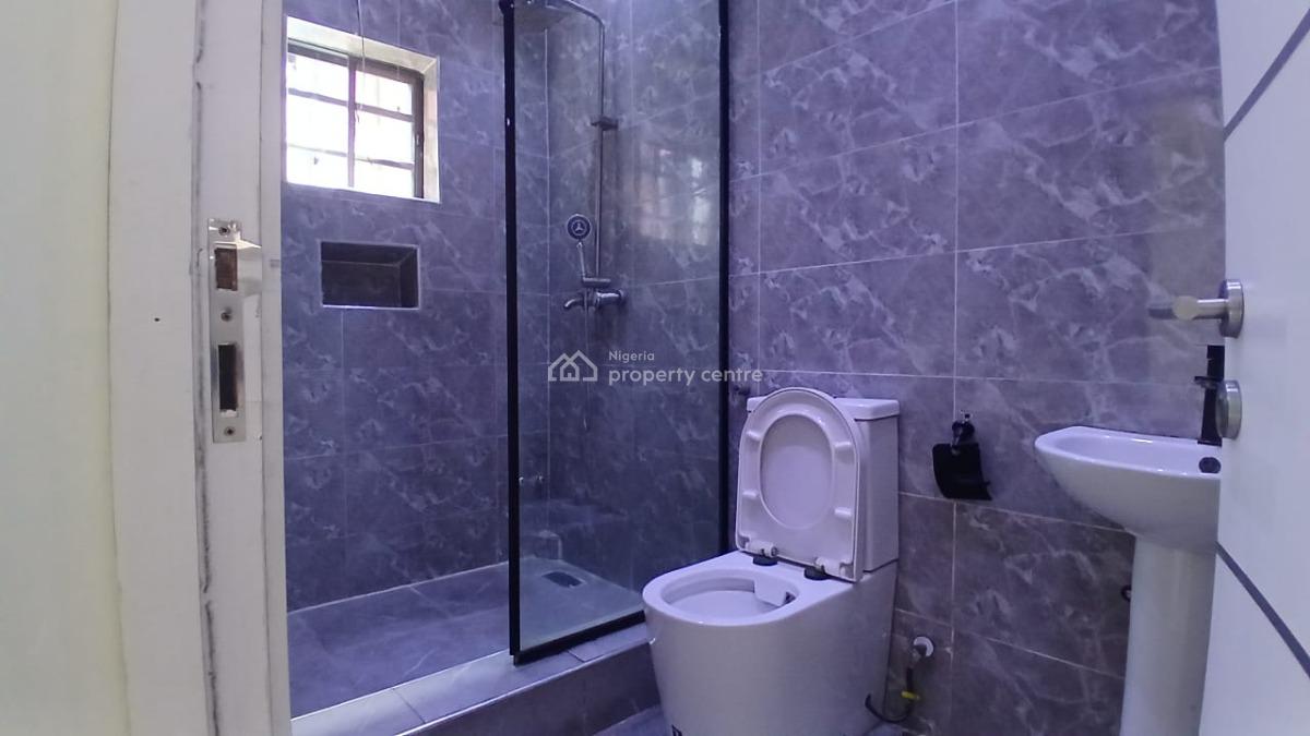 8 Units of 3 Bedroom Flats with a Room Bq and Swimming Pool., Lekki Phase 1, Lekki, Lagos, Flat / Apartment for Rent