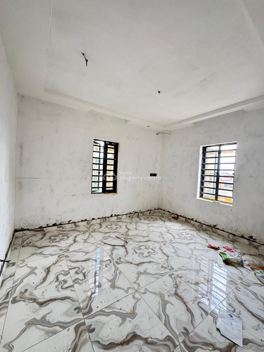 Spacious 2 Bedroom & 3 Bedroom Apartment in a Secure Environment, Surulere, Lagos, Flat / Apartment for Sale