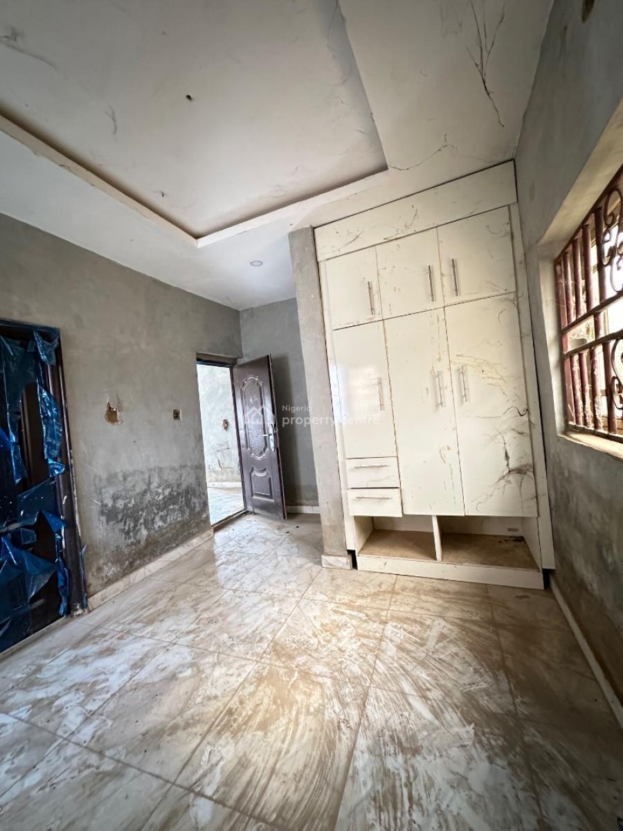 4 Bedroom Detached Bungalow + 2 Room Bq, Crown Estate, Lugbe District, Abuja, Detached Bungalow for Sale