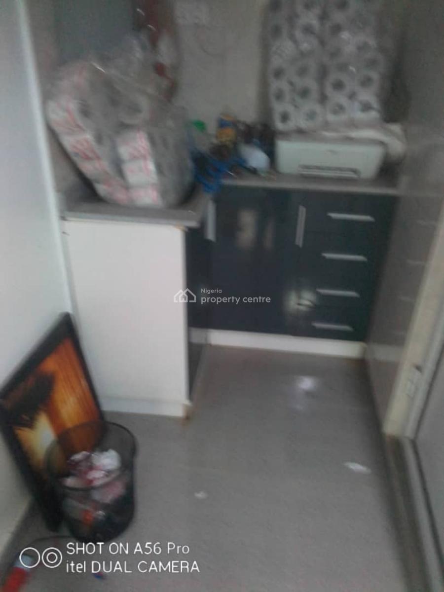 Studio Apartment for Office  Use, with Office  Desk, Ac, Chair Etc, Adebimpe Adewunmi Street, Lekki Phase 1, Lekki, Lagos, Self Contain (single Rooms) for Rent