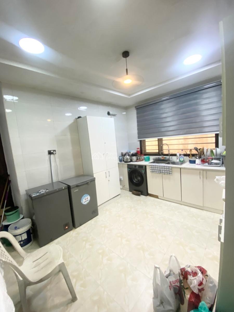 Luxury Serviced 3 Bedroom Apartment with Bq in Lekki Phase 1, Petro Cam Elf Lekki Right, Lekki Phase 1, Lekki, Lagos, Flat / Apartment for Rent