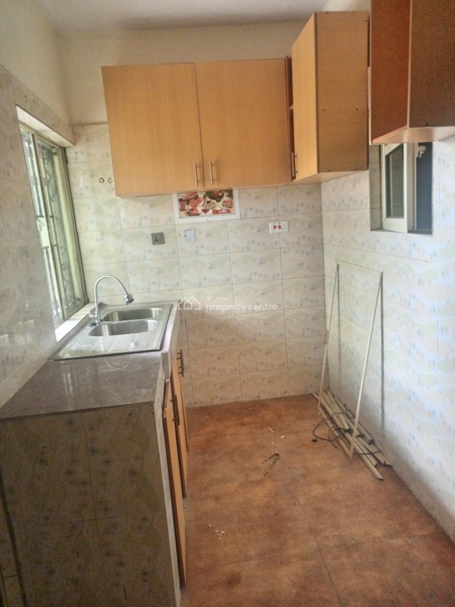 Standard 2 Bedroom Apartment Upstairs in a Call to Access Estate, Golf, Lakowe, Ibeju Lekki, Lagos, House for Rent