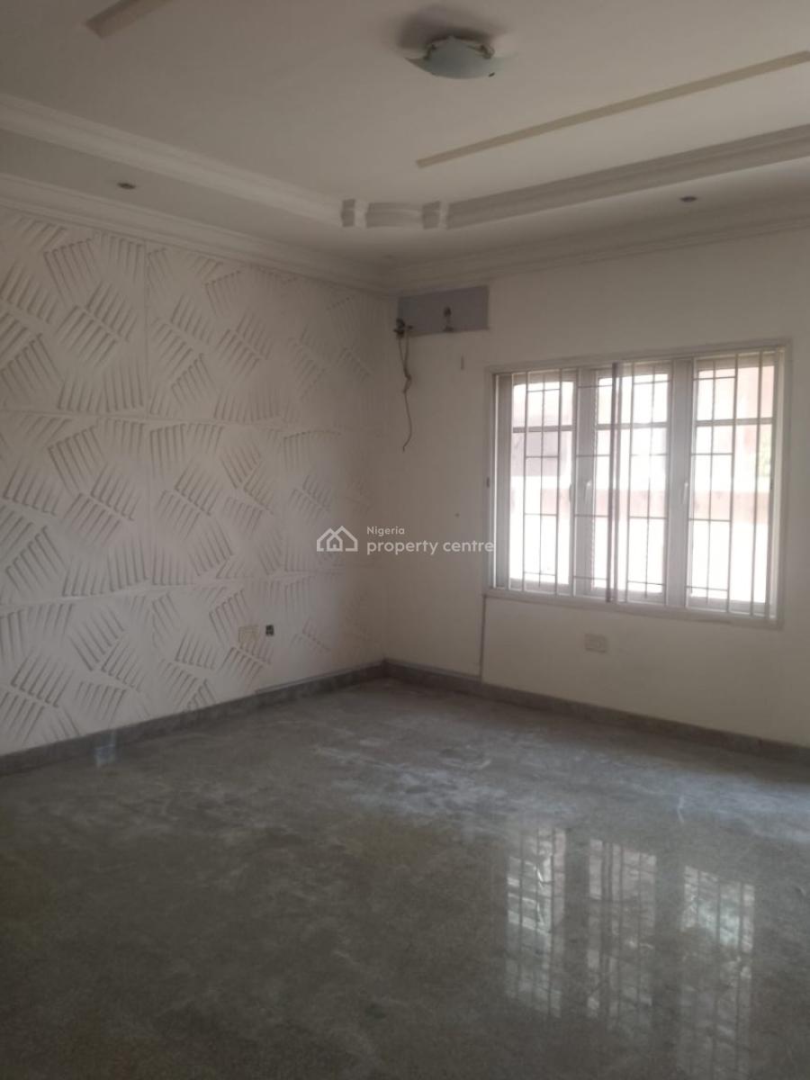 Spacious 2bedrooms Flat, Off Rahmon Adeboyejo, Lekki Phase 1, Lekki, Lagos, Flat / Apartment for Rent