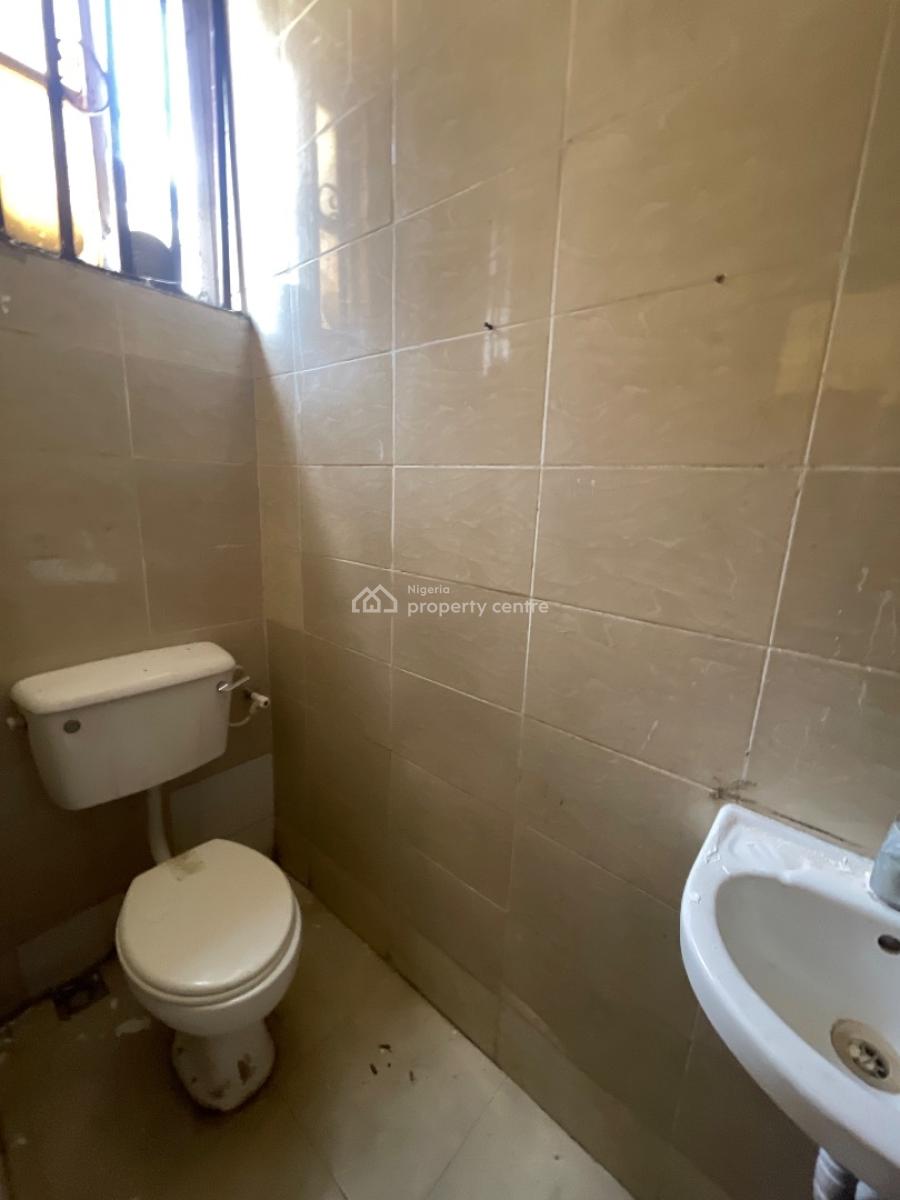 Two Bedrooms Apartment at University Estate Opposite Lagos Business Sc, University Estate Opposite Lagos Business School, Olokonla, Ajah, Lagos, Flat / Apartment for Rent