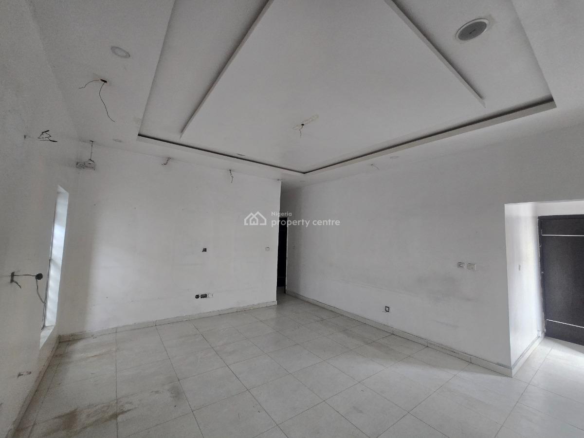 Neatly Used 3-bedroom Flat Apartment, Off Hakeem Dickson, Lekki Phase 1, Lekki, Lagos, Flat / Apartment for Rent