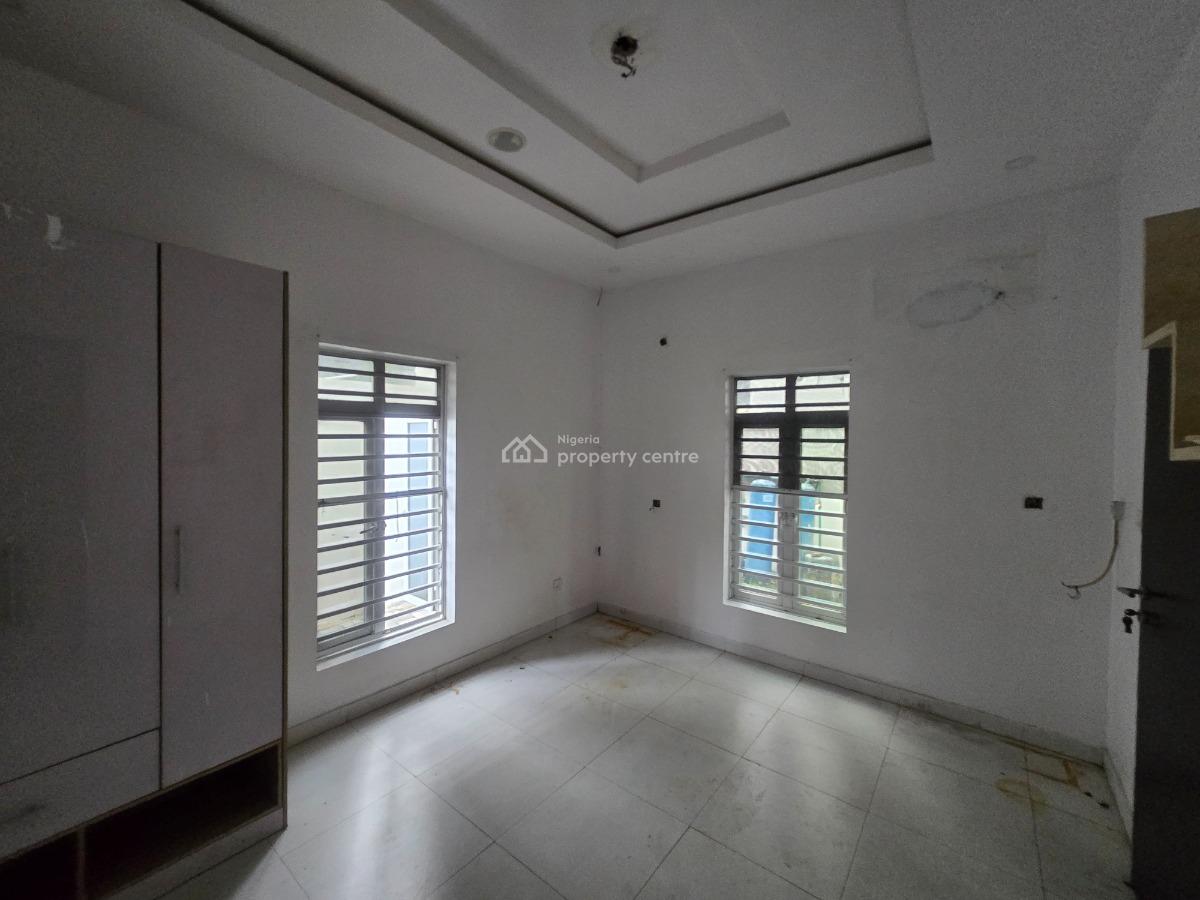 Neatly Used 3-bedroom Flat Apartment, Off Hakeem Dickson, Lekki Phase 1, Lekki, Lagos, Flat / Apartment for Rent