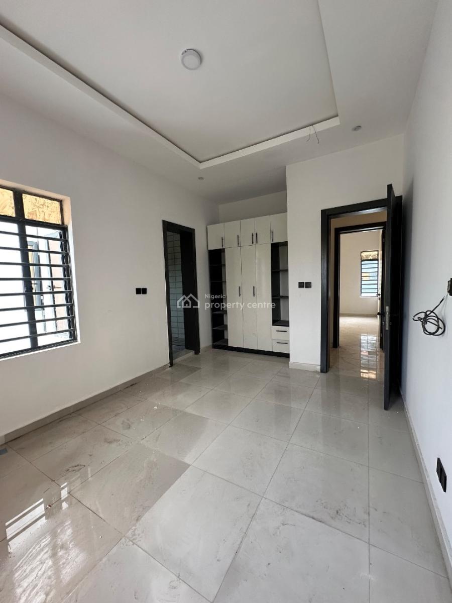 Luxury 2 Bedroom Apartment with Swimming Pool + Gym + Rooftop Terrace, Lekki Peninsula Scheme 2, Lekki, Lagos, Flat / Apartment for Rent