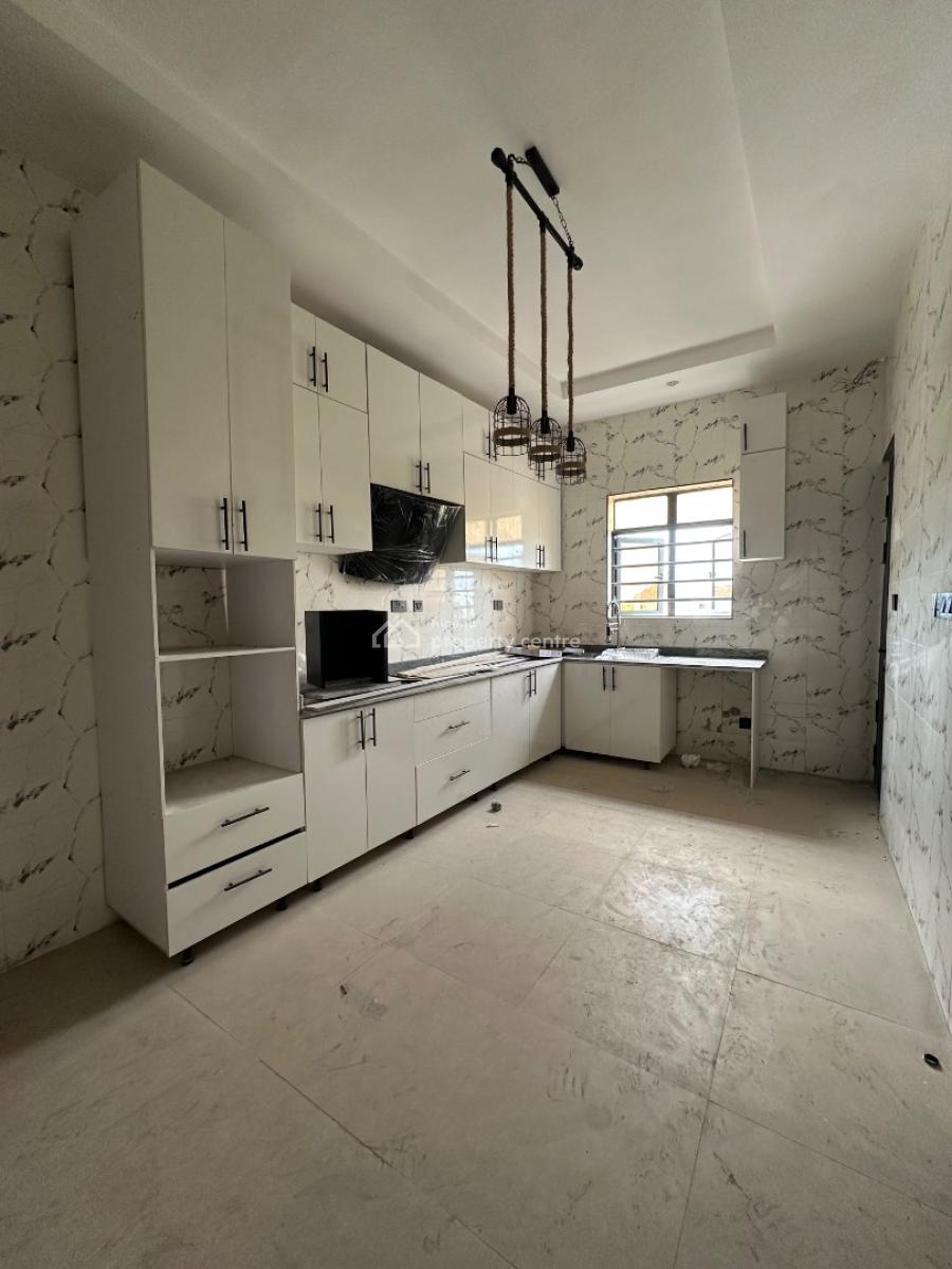Luxury 2 Bedroom Apartment with Swimming Pool + Gym + Rooftop Terrace, Lekki Peninsula Scheme 2, Lekki, Lagos, Flat / Apartment for Rent