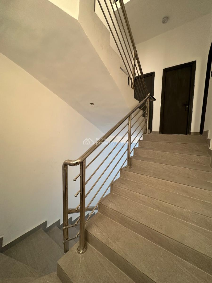 Luxury 2 Bedroom Apartment with Swimming Pool + Gym + Rooftop Terrace, Lekki Peninsula Scheme 2, Lekki, Lagos, Flat / Apartment for Rent