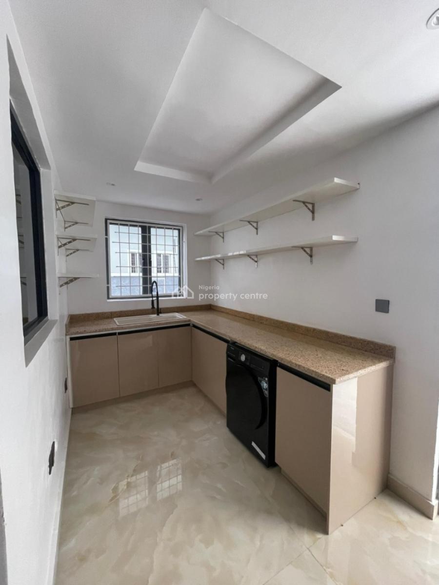 Spacious 5bedroom Duplex with a 3bq,pool, Cinema with All Rooms Ensuit, Lekki Phase 1, Lekki, Lagos, Detached Duplex for Sale