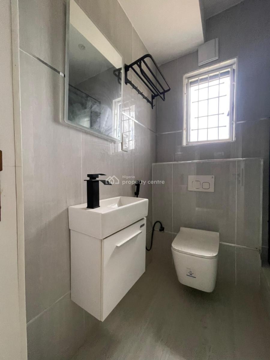 Spacious 5bedroom Duplex with a 3bq,pool, Cinema with All Rooms Ensuit, Lekki Phase 1, Lekki, Lagos, Detached Duplex for Sale