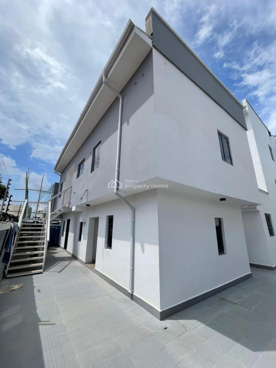 Spacious 5bedroom Duplex with a 3bq,pool, Cinema with All Rooms Ensuit, Lekki Phase 1, Lekki, Lagos, Detached Duplex for Sale