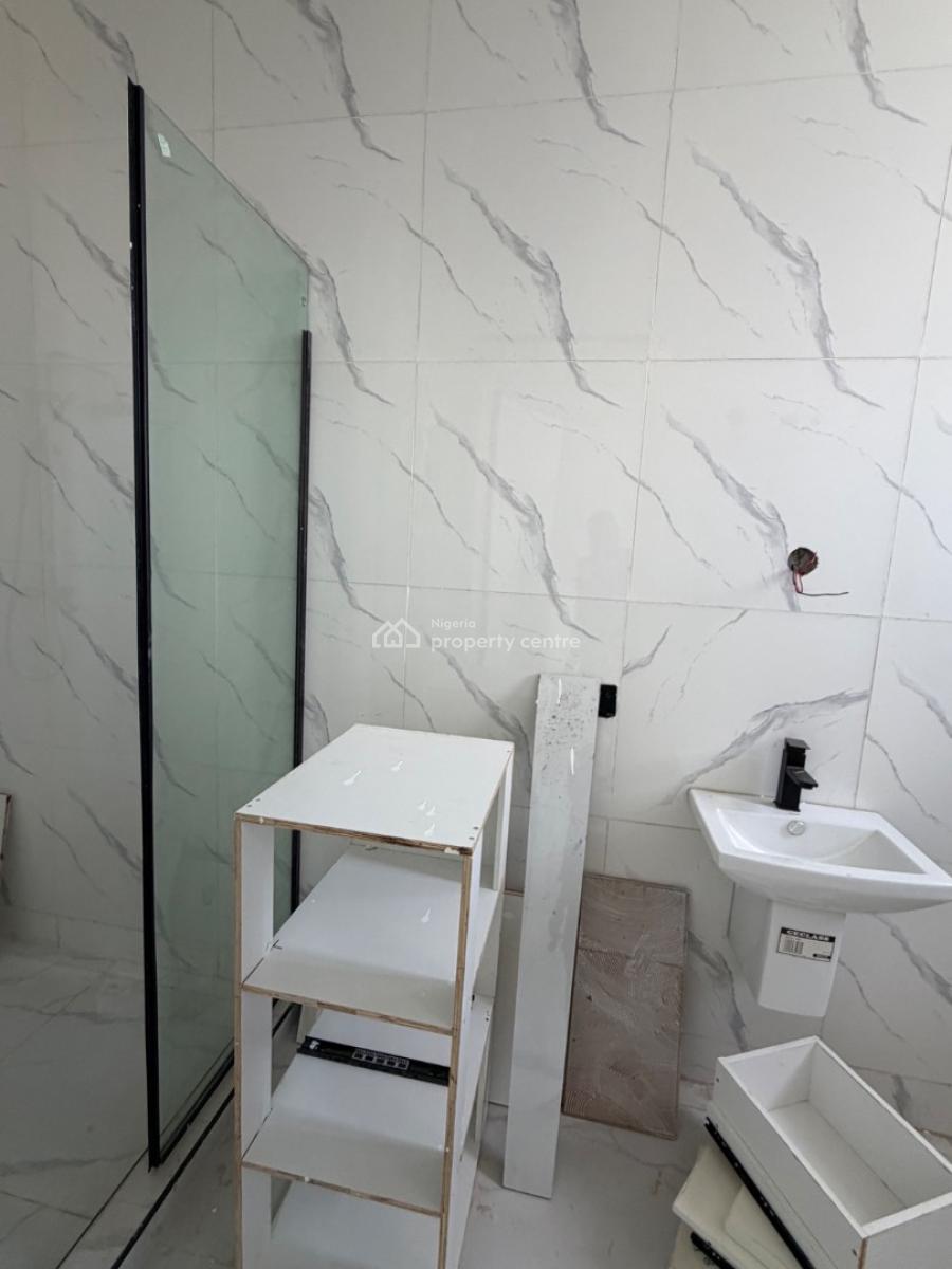 Newly Built 4bedroom Penthouse with Elevator and Pool, Ikate, Lekki, Lagos, Block of Flats for Sale