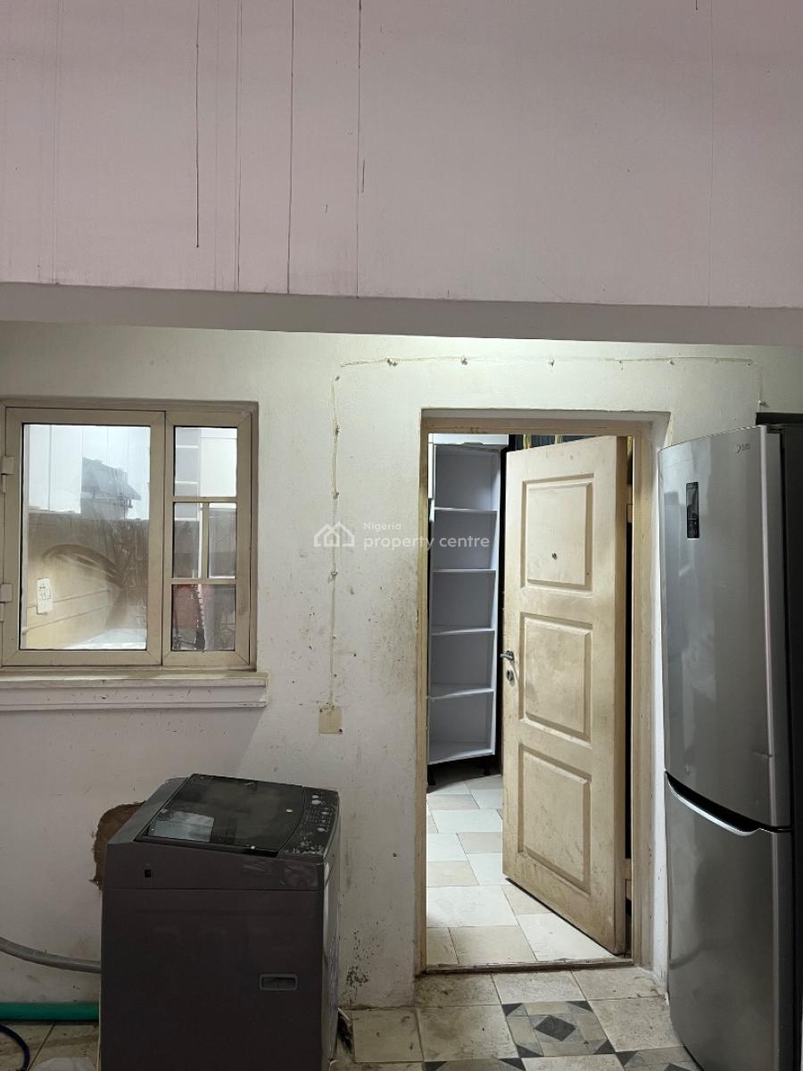 Semi Furnished 4 Bedroom Maisonette with Bq, Michael Cole, Off Admiralty, Lekki Phase 1, Lekki, Lagos, Flat / Apartment for Rent