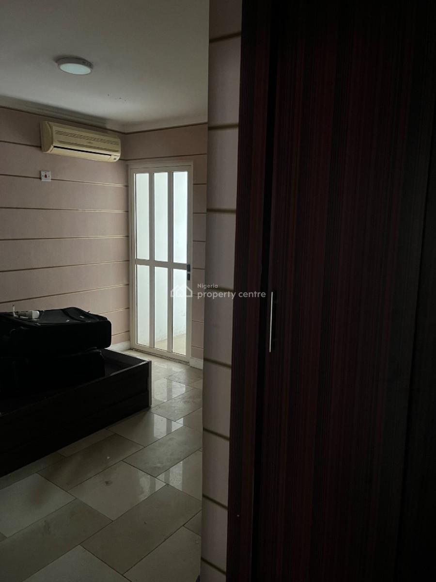 Semi Furnished 4 Bedroom Maisonette with Bq, Michael Cole, Off Admiralty, Lekki Phase 1, Lekki, Lagos, Flat / Apartment for Rent