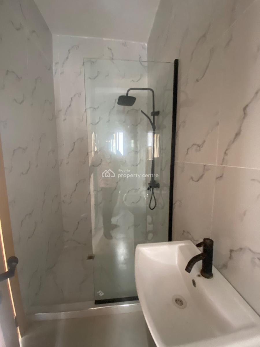 Luxury 2 Bedroom with Swimming Pool, Elevator & Gym House with Ocean View, Coastal Road Side, Lekki Phase 1, Lekki, Lagos, House for Rent
