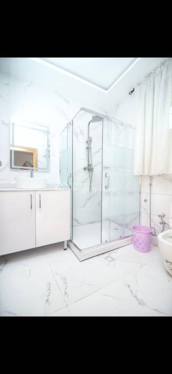 Clean 10units of 3 Bedroom Flat with 10 Units of 1 Bedroom Flat, Lekki Phase 1, Lekki Phase 1, Lekki, Lagos, Block of Flats for Sale