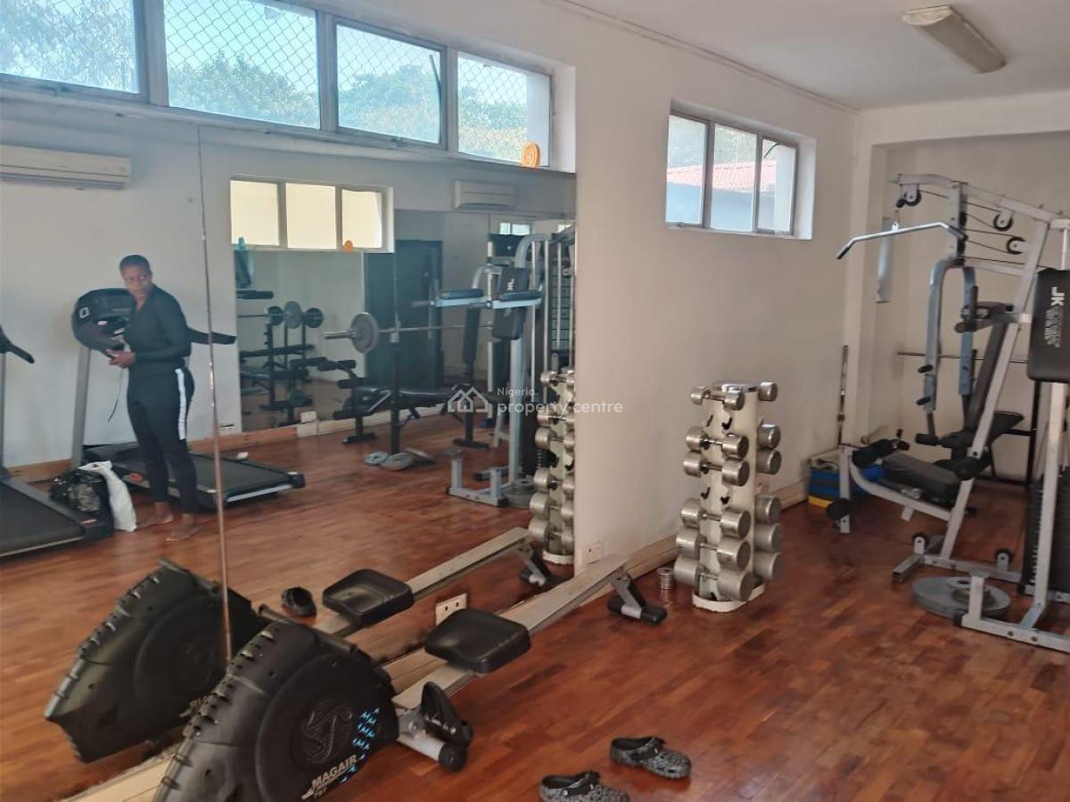 Spacious Clean 3 Bedroom Flat, Old Ikoyi, Old Ikoyi, Ikoyi, Lagos, Block of Flats for Sale
