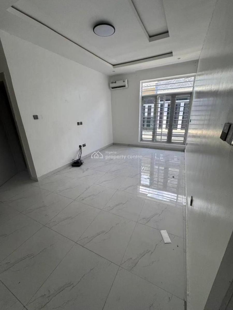 Newly Built Pop 2 Bedroom Flat, Ahmadiyya Axis, Alimosho, Lagos, Flat / Apartment for Rent