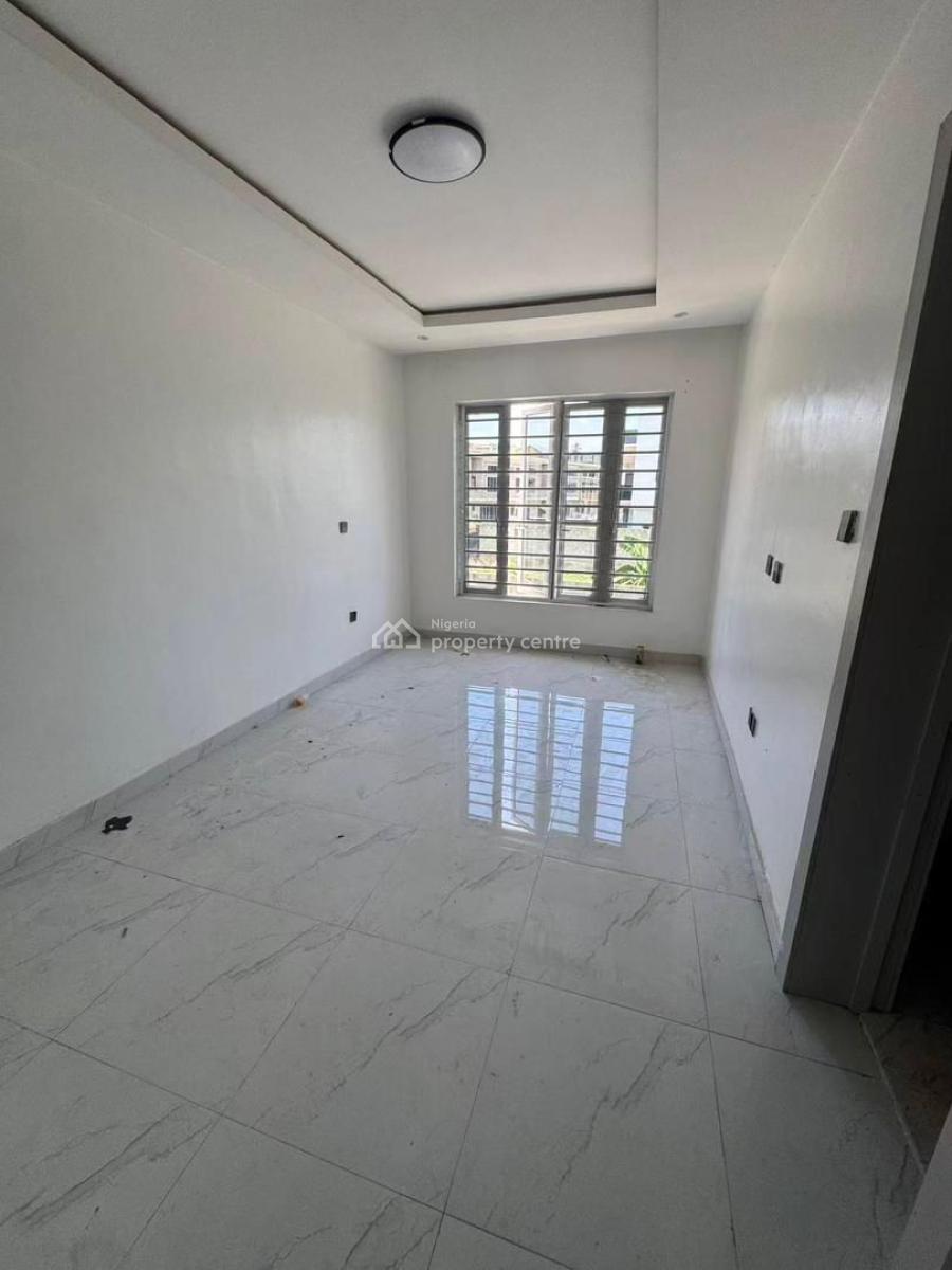 Newly Built Pop 2 Bedroom Flat, Ahmadiyya Axis, Alimosho, Lagos, Flat / Apartment for Rent