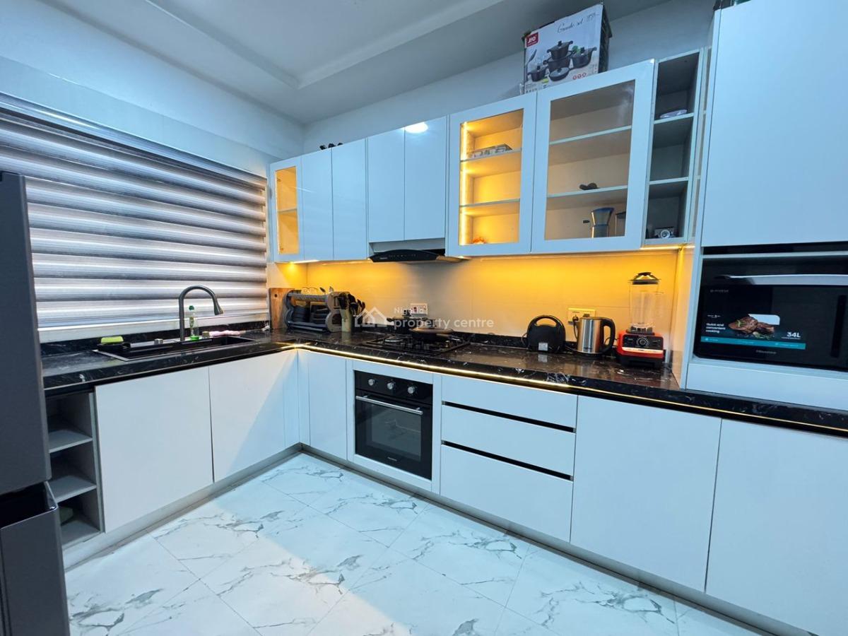 Serviced and Furnished 2 Bedroom  6th Floor, 24hrs Light, Elevator, Spar Road Ikate, Vintage Height, Ikate, Lekki, Lagos, House for Rent