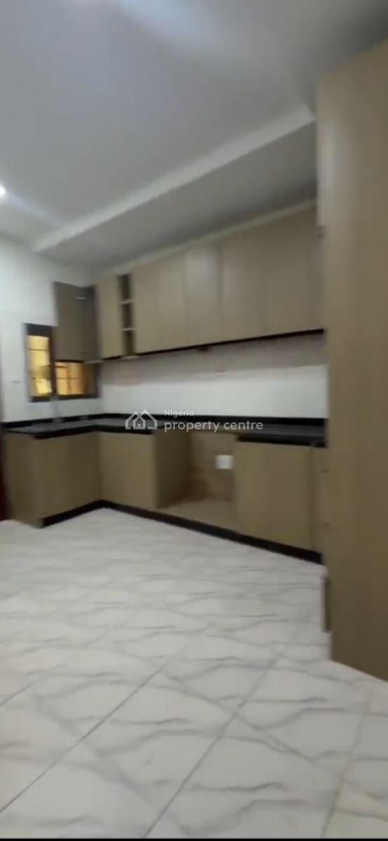a Very Good Spacious 3-bedroom Flat + 1bq, By Aso Radio., Katampe (main), Katampe, Abuja, Flat / Apartment for Rent