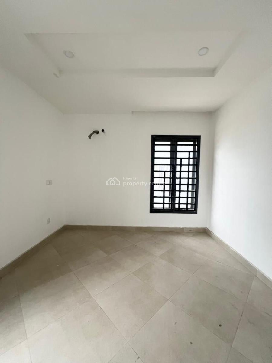 Family Friendly 4 Bedroom Apartment Bedroom + Private Cinema & Bq, Lekki Phase 1, Lekki, Lagos, Flat / Apartment for Sale