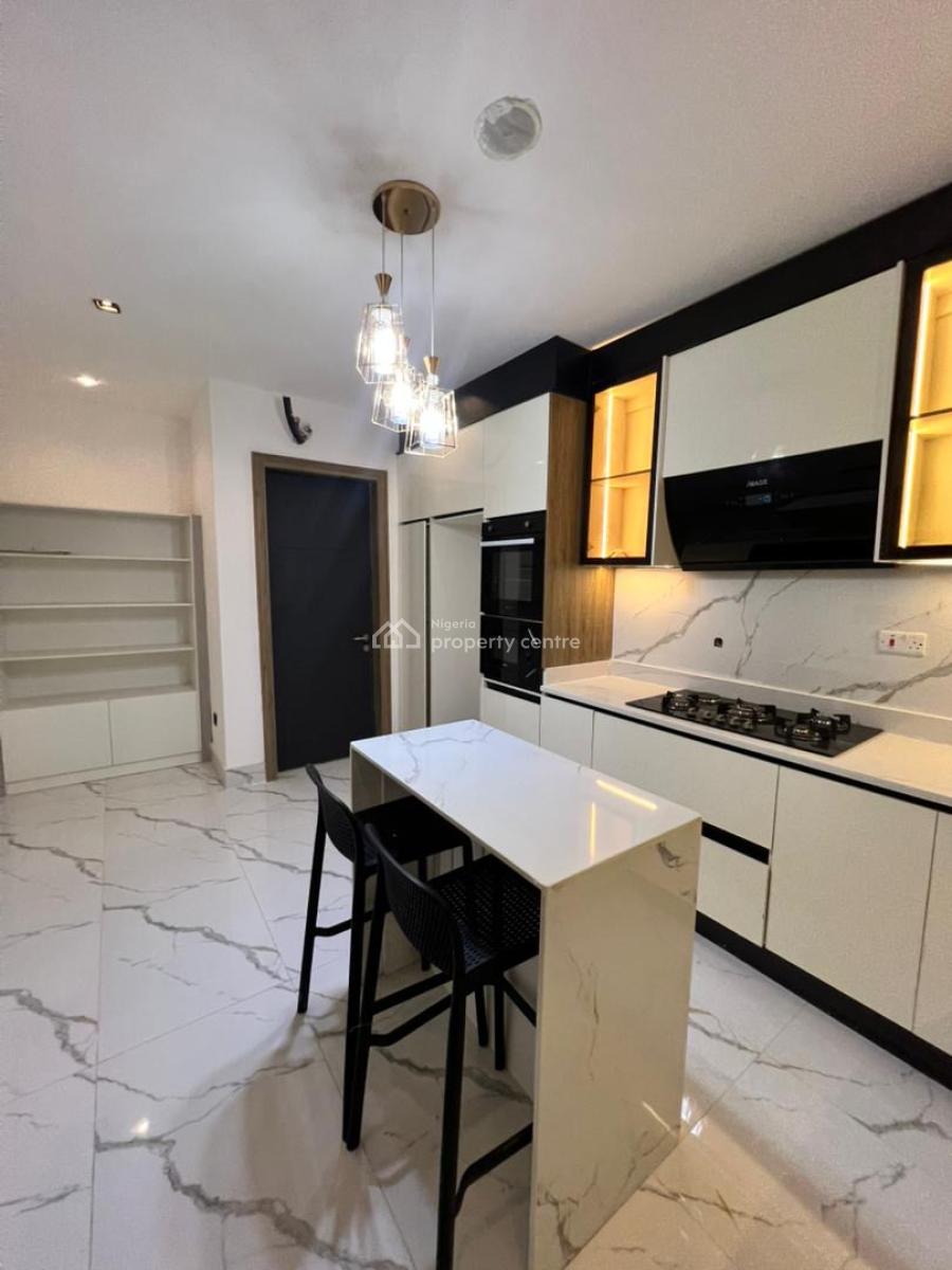 Elegant 2 Bedroom Apartment with Pool, Gym, Elevator, Central Gas, Lekki Phase 1, Lekki, Lagos, Flat / Apartment for Sale