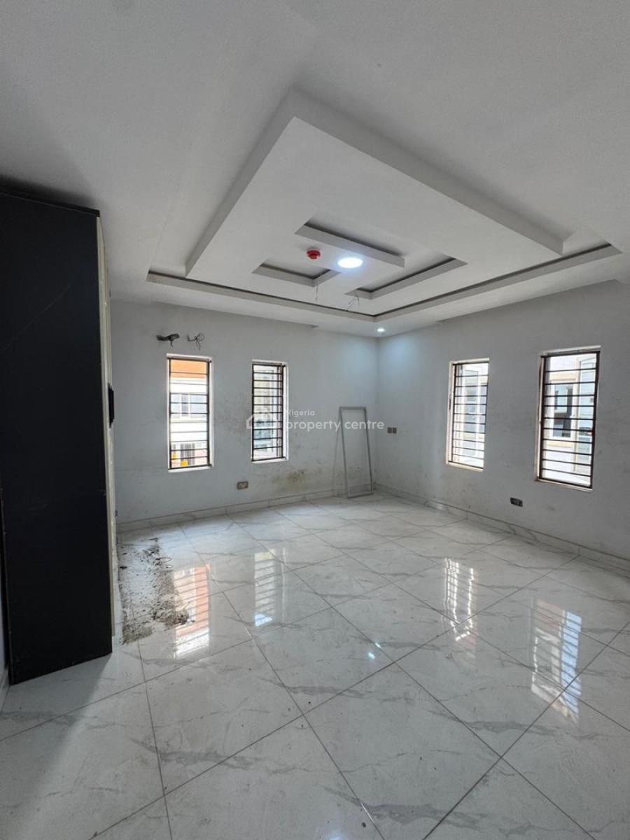 Elegantly Finished 2 Bedroom Apartment + Gym, Pool,mini Mart & Elevator, Lekki Phase 1, Lekki, Lagos, Flat / Apartment for Sale