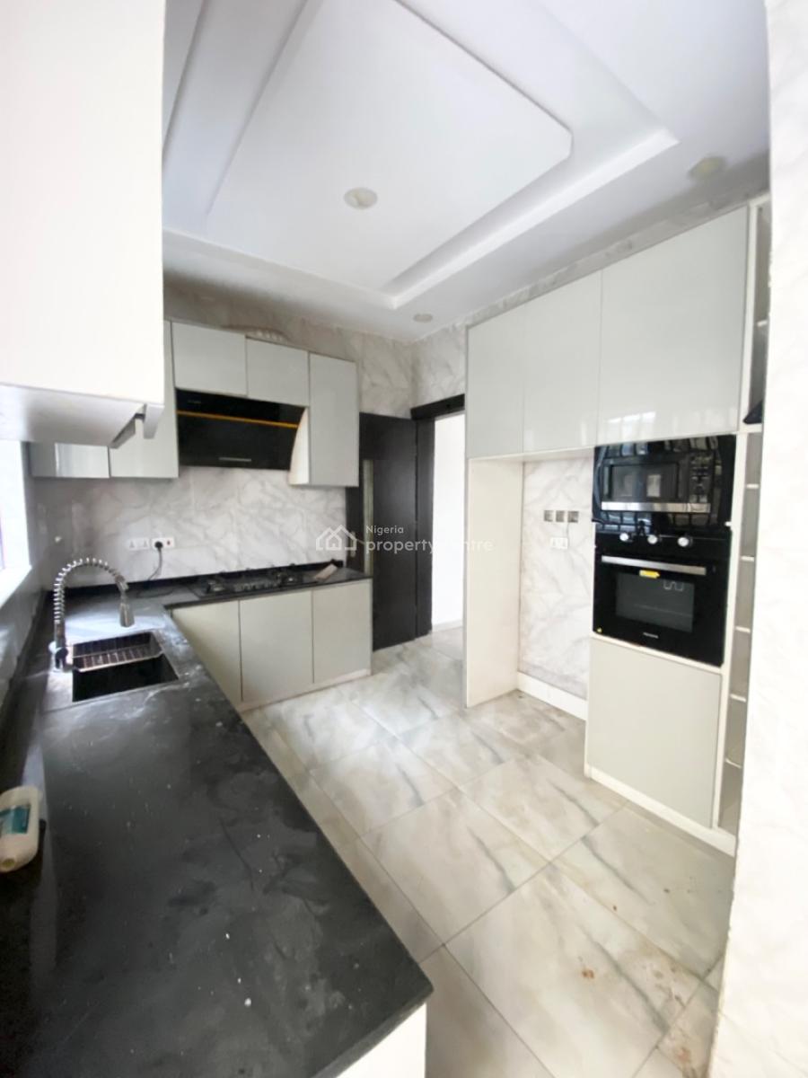 Relatively New Serviced 4 Bedroom Terrace Duplex, Off Platinum Way, Jakande, Lekki, Lagos, Terraced Duplex for Rent