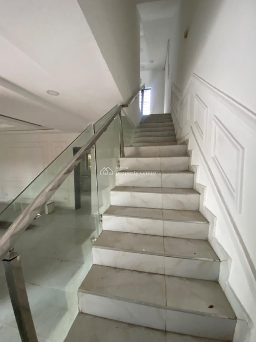 Relatively New Serviced 4 Bedroom Terrace Duplex, Off Platinum Way, Jakande, Lekki, Lagos, Terraced Duplex for Rent