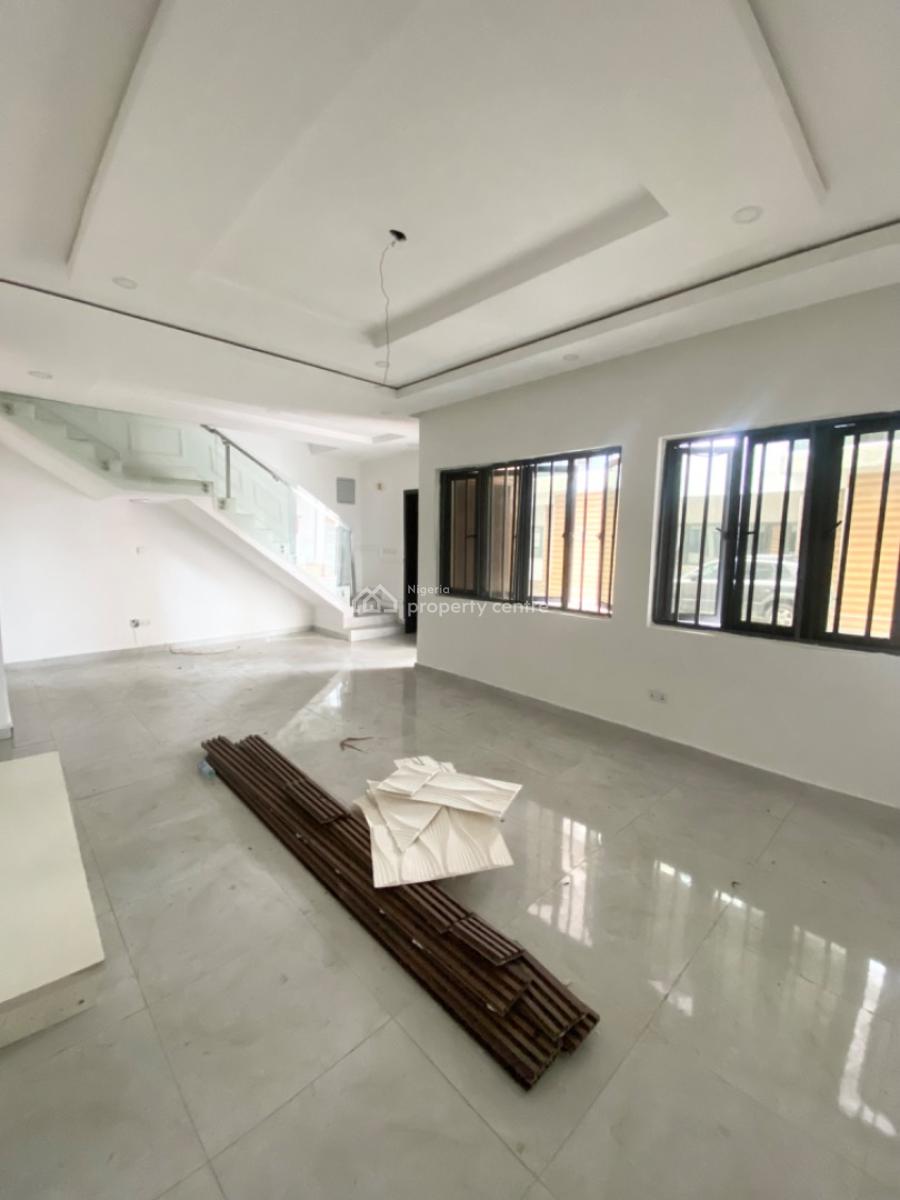 Relatively New Serviced 4 Bedroom Terrace Duplex, Off Platinum Way, Jakande, Lekki, Lagos, Terraced Duplex for Rent