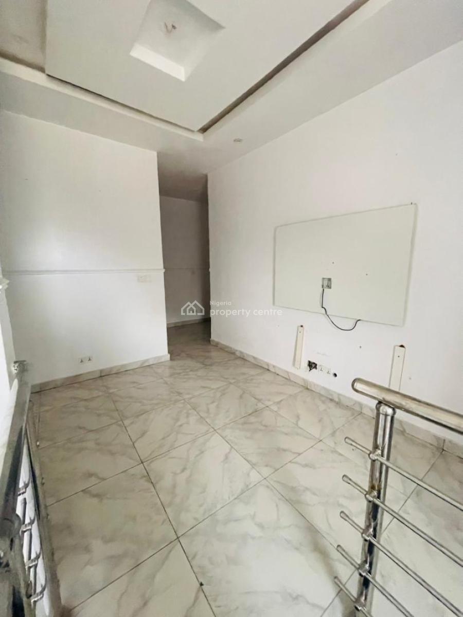 Spacious 4-bedroom Duplex Self-compound with Gateman House, Sangotedo, Ajah, Lagos, Detached Duplex for Rent