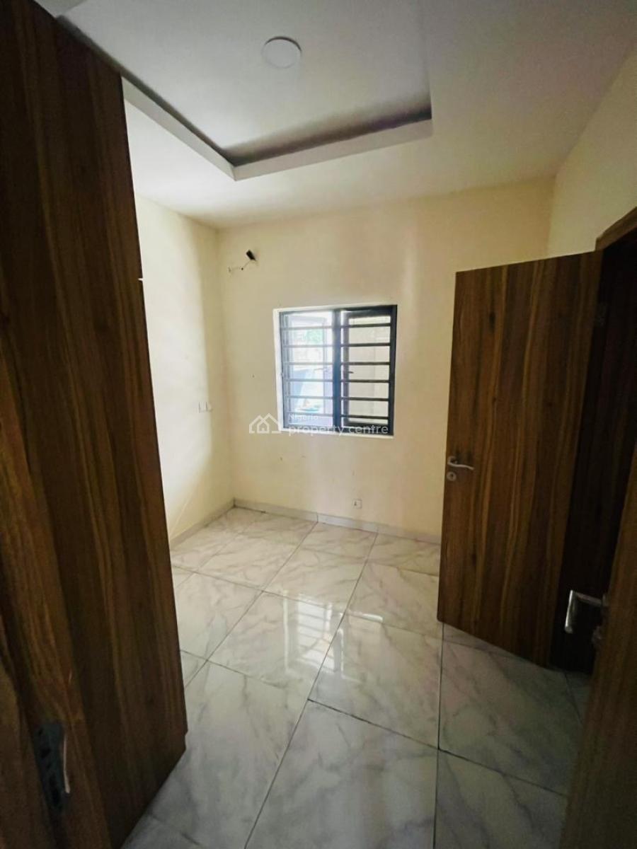 Spacious 4-bedroom Duplex Self-compound with Gateman House, Sangotedo, Ajah, Lagos, Detached Duplex for Rent