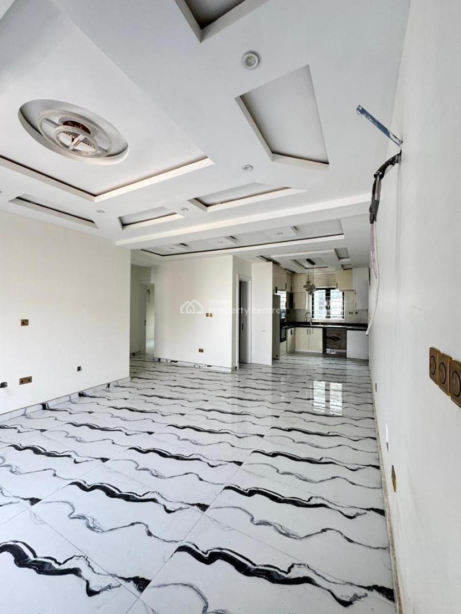 Well Finished 2 Bedroom Apartment Suitable for Investment, Lekki Phase 1, Lekki, Lagos, Flat / Apartment for Sale