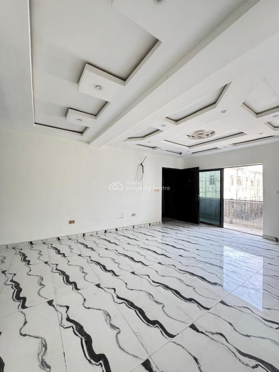 Well Finished 2 Bedroom Apartment Suitable for Investment, Lekki Phase 1, Lekki, Lagos, Flat / Apartment for Sale
