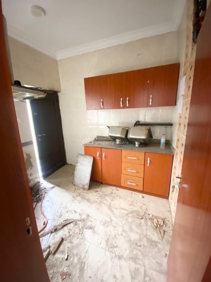 Spacious Self Serviced 3 Bedroom Terrace Duplex, Off Platinum Way, Jakande, Lekki, Lagos, Flat / Apartment for Rent