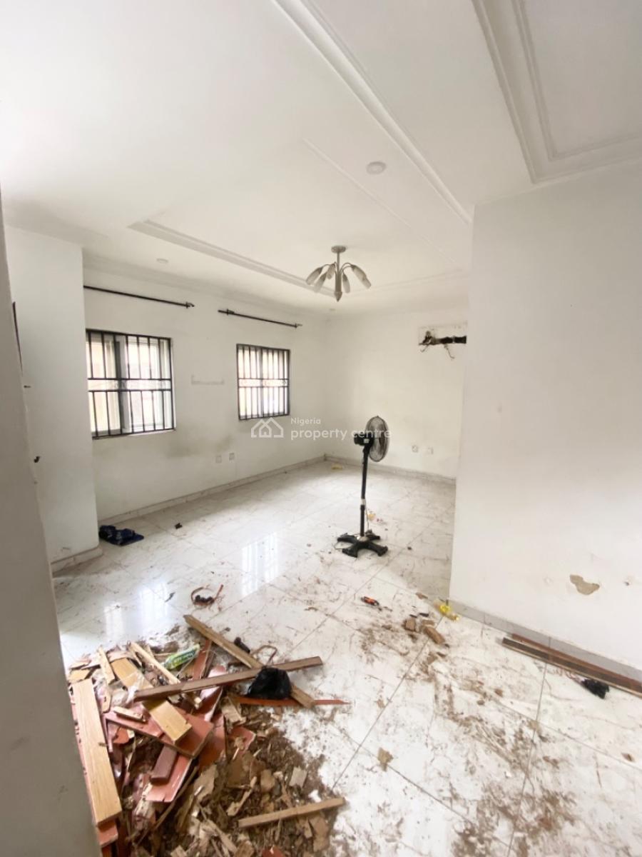 Spacious Self Serviced 3 Bedroom Terrace Duplex, Off Platinum Way, Jakande, Lekki, Lagos, Flat / Apartment for Rent