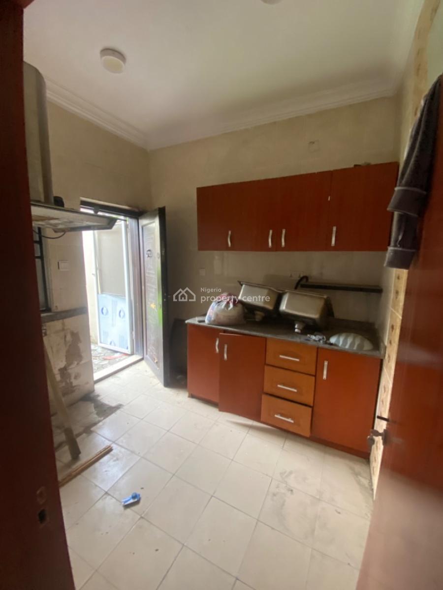 Spacious Self Serviced 3 Bedroom Terrace Duplex in Lekki, Off Platinum Way, Jakande, Lekki, Lagos, Flat / Apartment for Rent