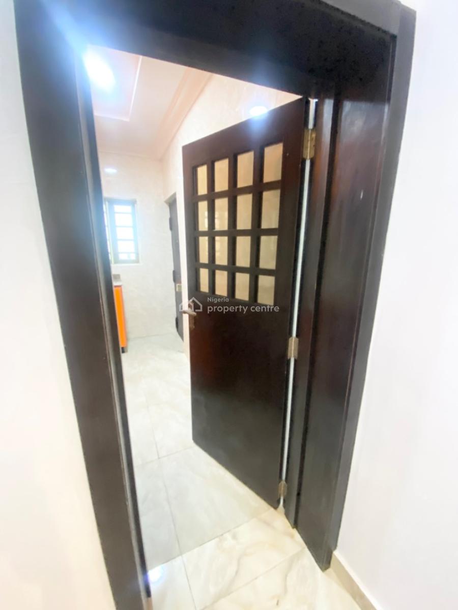 Brand New Self Serviced 2 Bedroom Apartment in Ilasan Ikate Lekki, Ilasan Lekki Right, Ilasan, Lekki, Lagos, Flat / Apartment for Rent