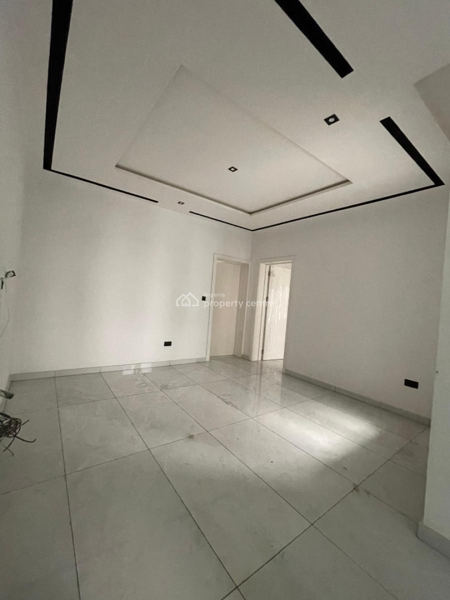 Exclusive 4 Bedroom Terraced Duplex with Bq, Lekki Phase 1, Lekki, Lagos, House for Sale