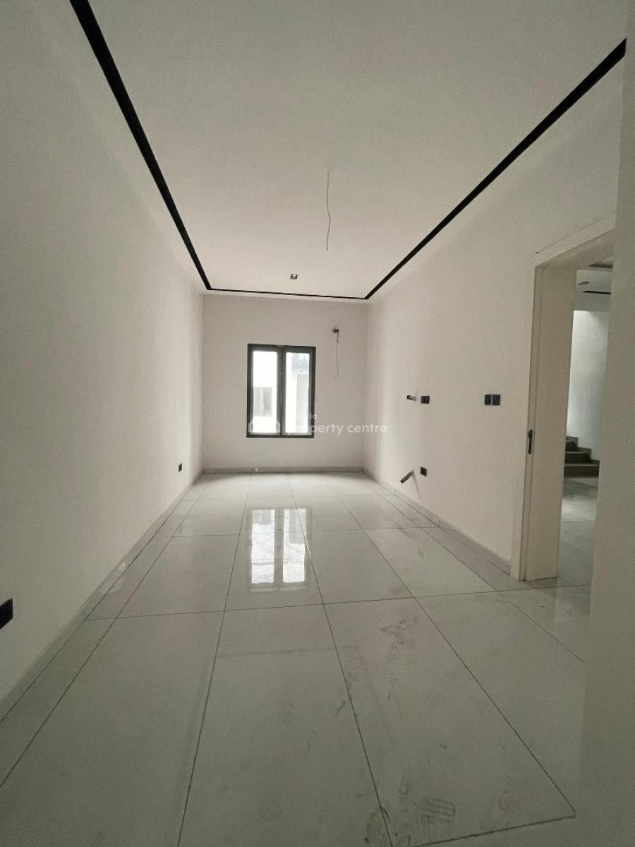 Exclusive 4 Bedroom Terraced Duplex with Bq, Lekki Phase 1, Lekki, Lagos, House for Sale